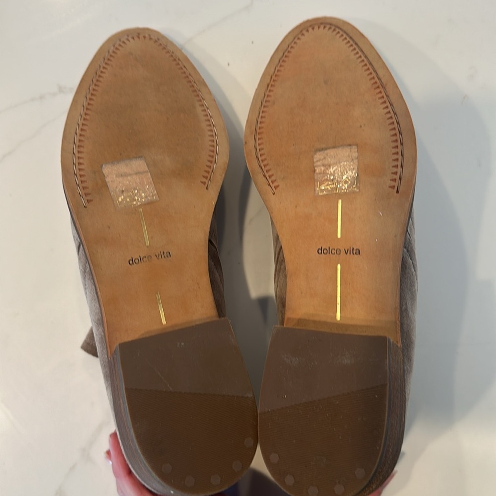 Dolce Vita booties 10 tan suede - Picture 4 of 5